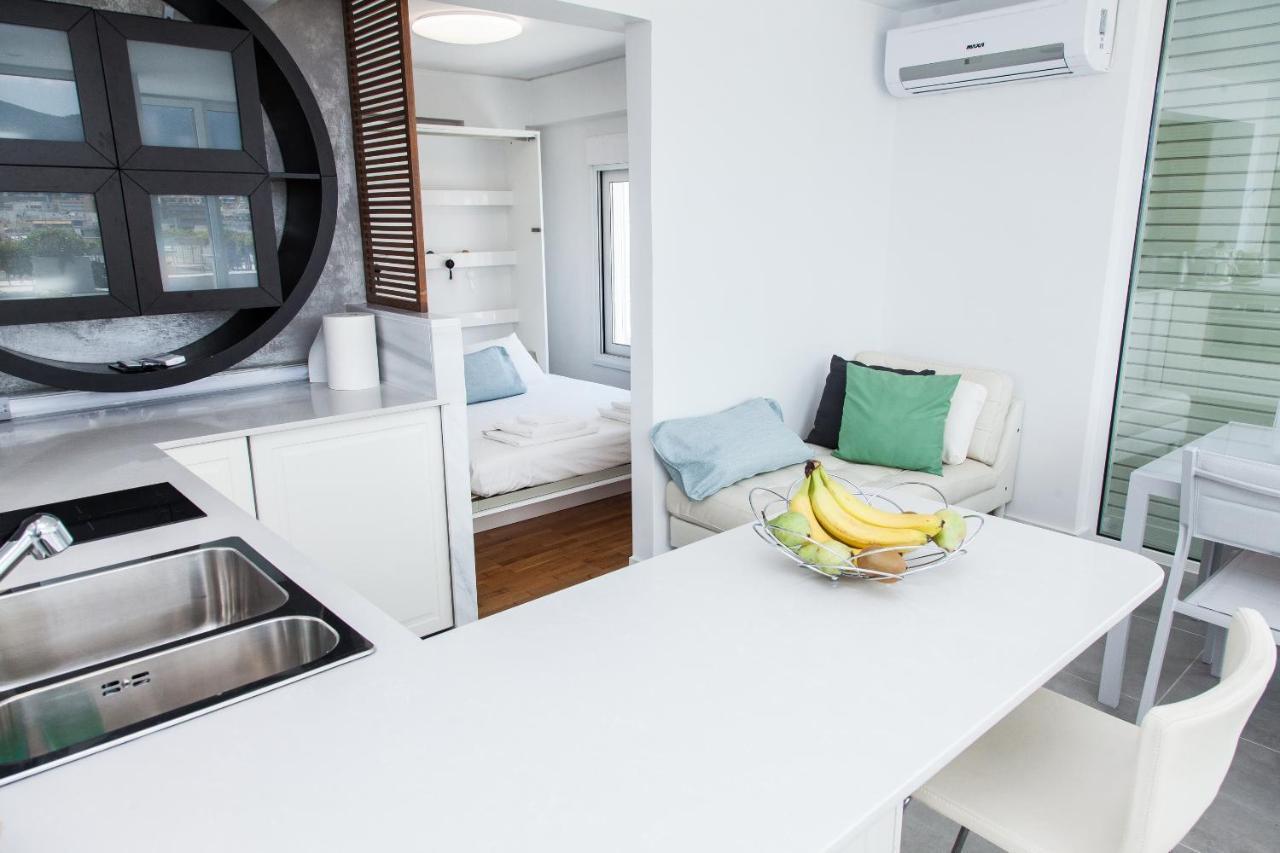 Gorgeous Penthouse With Private Jacuzzi And Amazing View! Apartment Атина Екстериор снимка